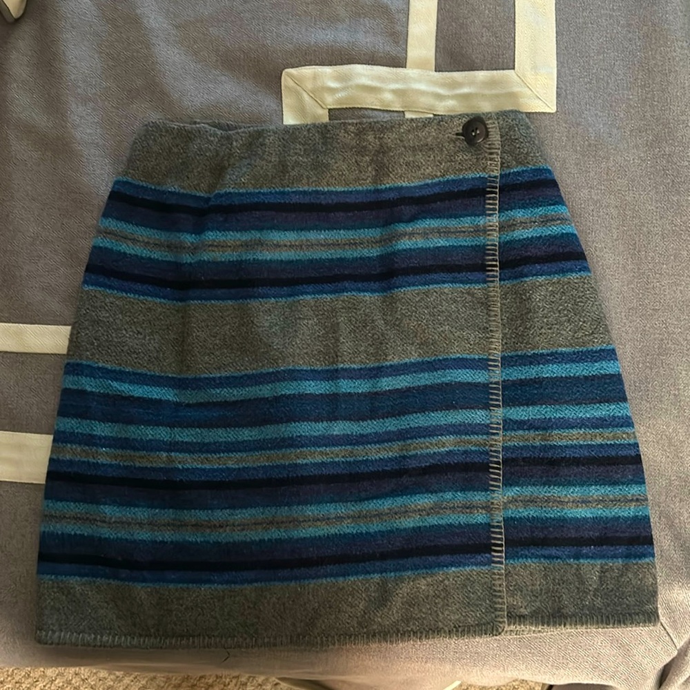 Express Gray and Blue Striped Skirt